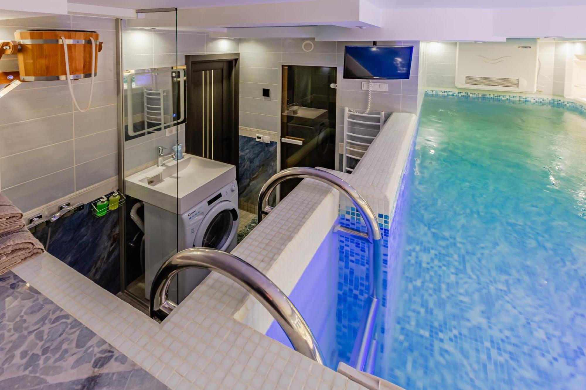 Luxury Apartment With Pool And Hammam Kyiv Exterior photo